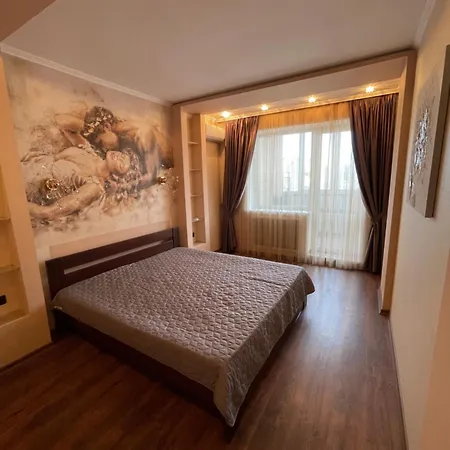 Apartment 3-room Apartment, 6 Guests, Arcadia, Ocean Odessa