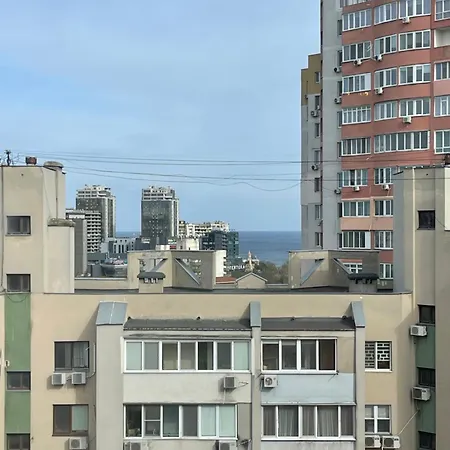 3-room Apartment, 6 Guests, Arcadia, Ocean * Odessa